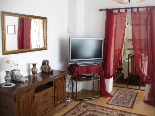 Madam Svetlana Bed & Breakfast Тиват Екстериор снимка