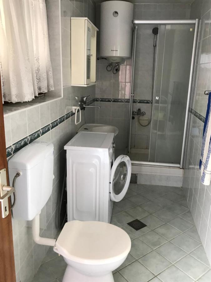 Madam Svetlana Bed & Breakfast Тиват Екстериор снимка