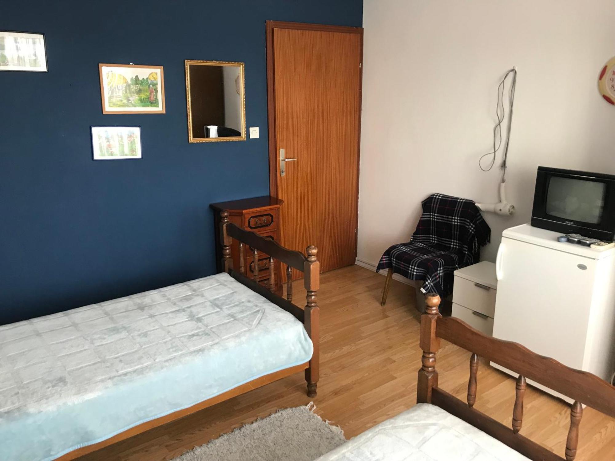 Madam Svetlana Bed & Breakfast Тиват Стая снимка